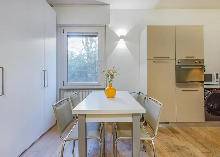 Apartamento Cozy Loft - Via Emilia Est Centro